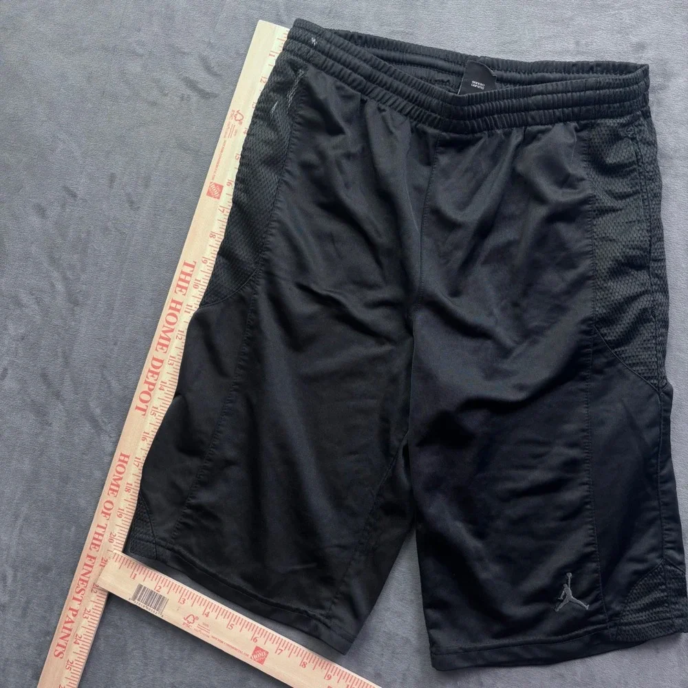 Jordan Mens Black Basketball Shorts Mesh Panels Jumpman Logo Size L